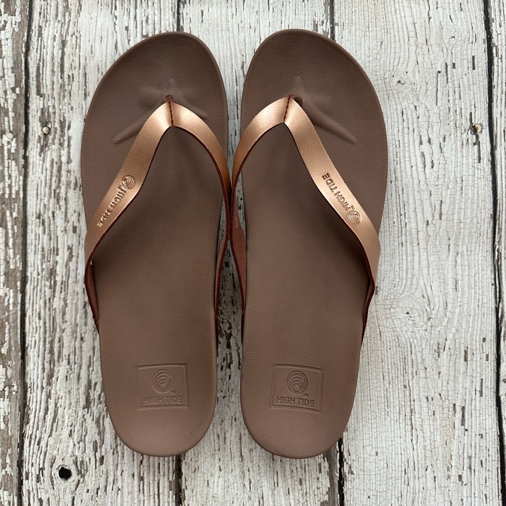 Hightide Siesta Rose Gold Flip Flop
